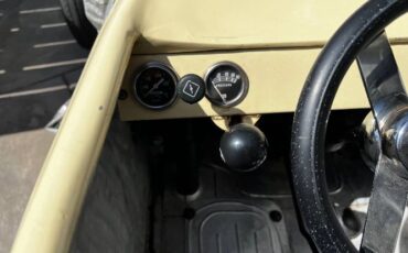 Unknown-Roadster-1932-Yellow-16
