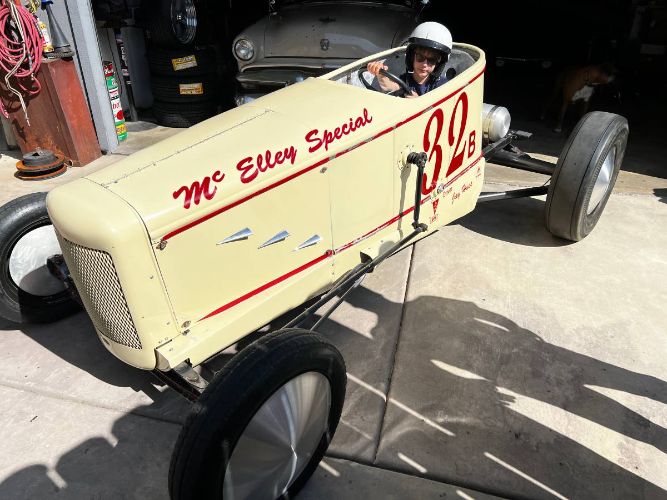 Unknown-Roadster-1932-Yellow-5