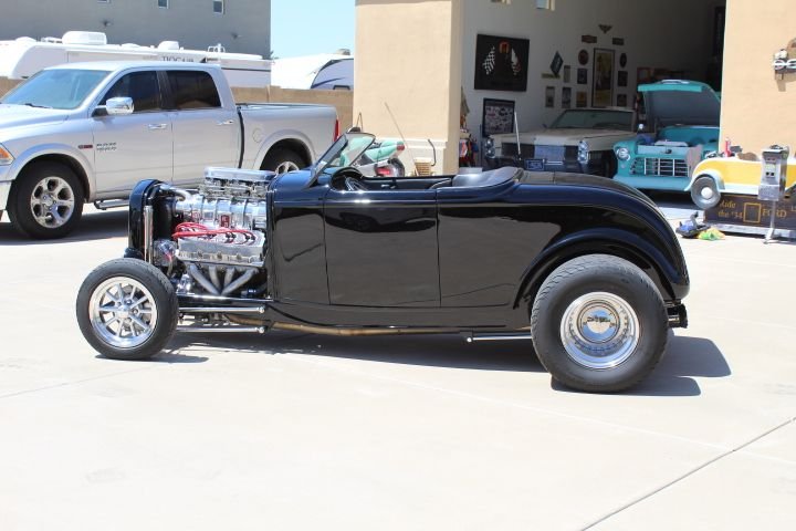 Unknown-Roadster-1932-black-black-10