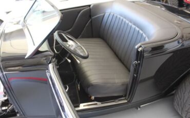 Unknown-Roadster-1932-black-black-31