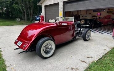 Unknown-Roadster-1933-Candy-Apple-Red-White-RolledPleated-3