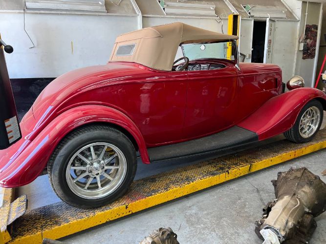 Unknown-Roadster-1933-Red