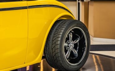 Unknown-Roadster-1933-Yellow-Black-31