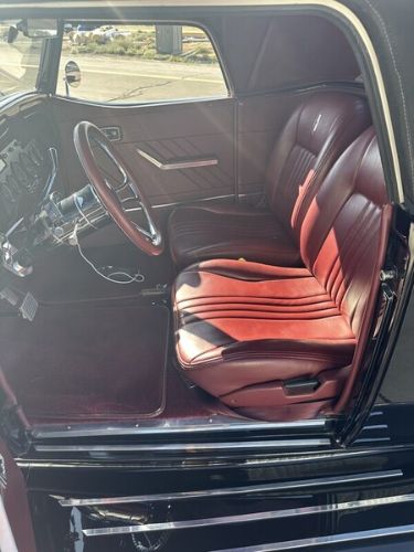 Unknown-Roadster-1934-Black-Red-4