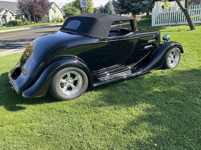 Unknown-Roadster-1934-Black-Red