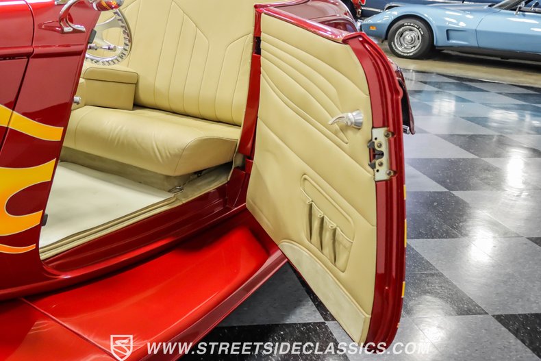 Unknown-Roadster-1934-Crystal-Red-Metallic-Tan-21
