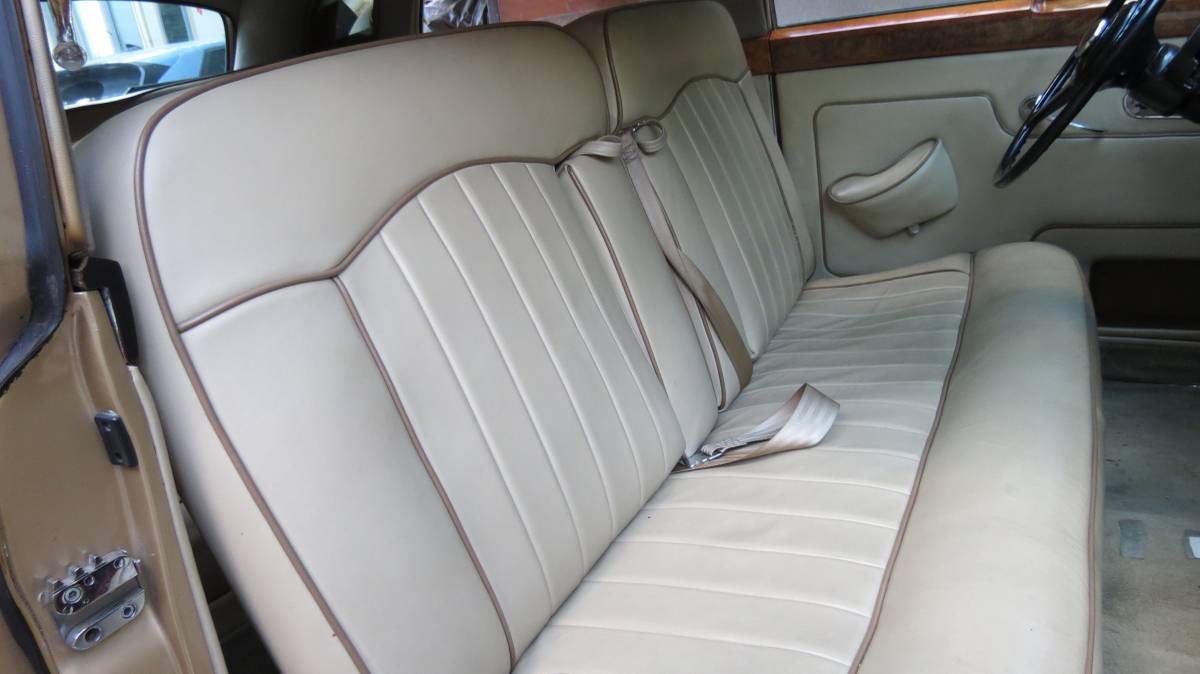 Unknown-Rolls-royce-silver-cloud-ii-1962-custom-16