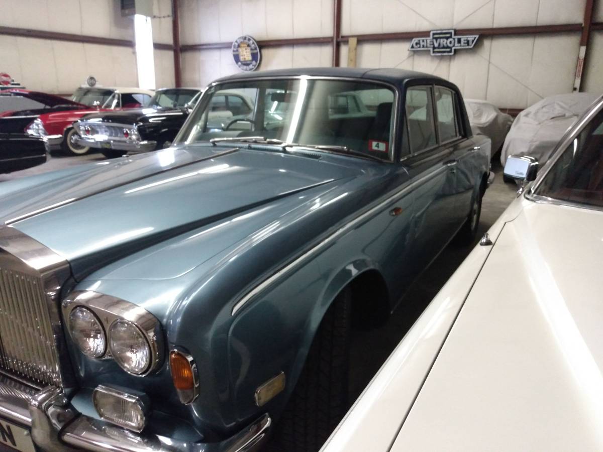 Unknown-Rolls-royce-silver-shadow-1975-blue-4