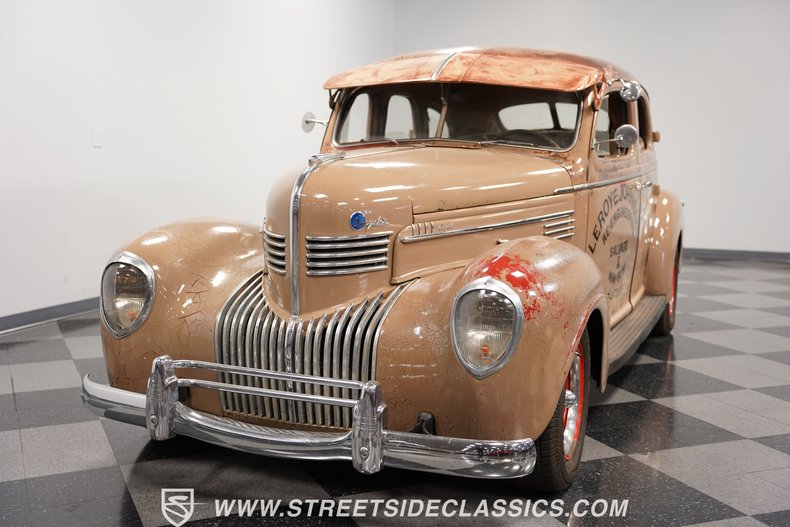 Unknown-Royal-1939-Brown-Tan-24