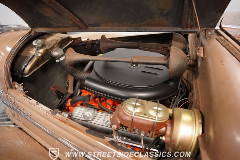 Unknown-Royal-1939-Brown-Tan-39