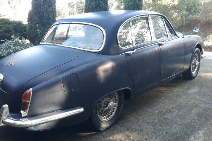 Unknown-S-type-1966-Blue-2