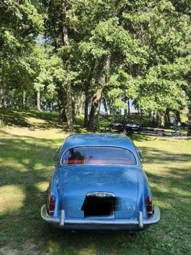 Unknown-S-type-1966-Blue-Red-Leather-1