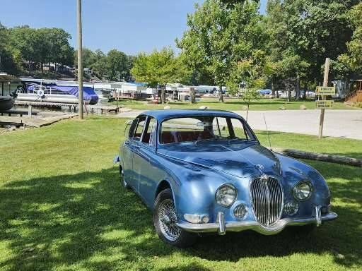 Unknown-S-type-1966-Blue-Red-Leather-13
