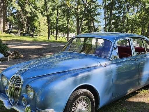 Unknown-S-type-1966-Blue-Red-Leather-15