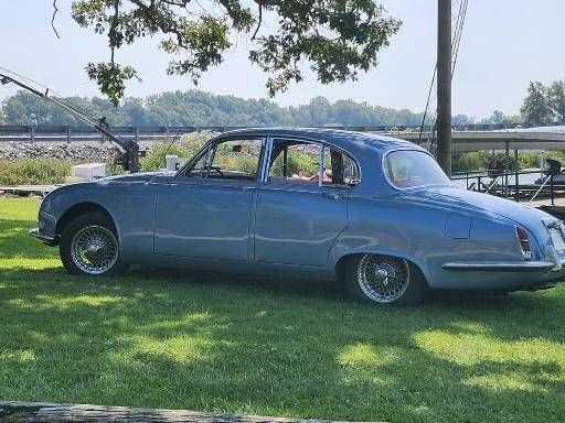 Unknown-S-type-1966-Blue-Red-Leather-17