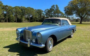 Unknown-S2-1961-Blue-Beige-1