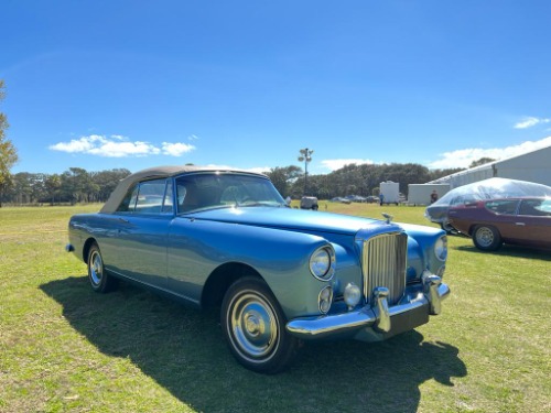 Unknown-S2-1961-Blue-Beige