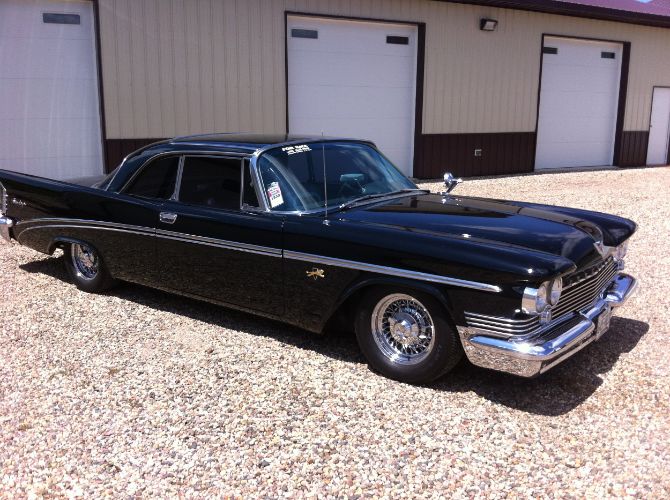 Unknown-Saratoga-1959-Black
