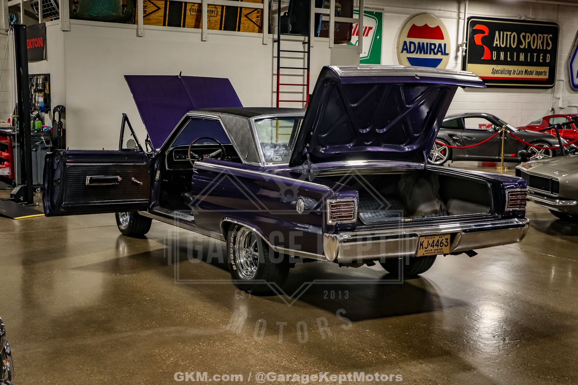 Unknown-Satellite-1966-Purple-Black-1
