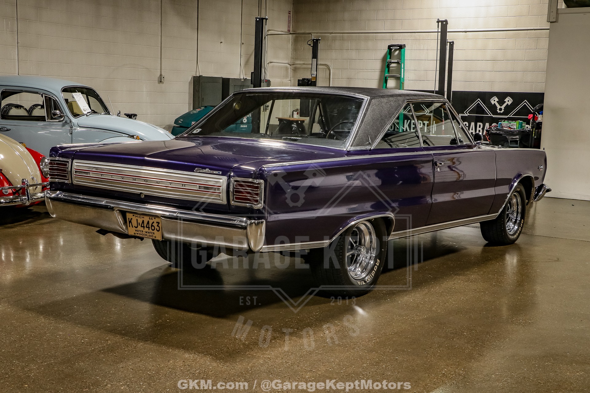 Unknown-Satellite-1966-Purple-Black-15