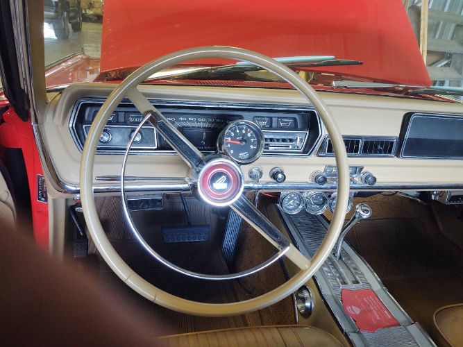 Unknown-Satellite-1966-Red-Tan-4