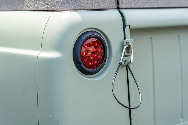 Unknown-Scout-1963-Glen-Green-Tan-4