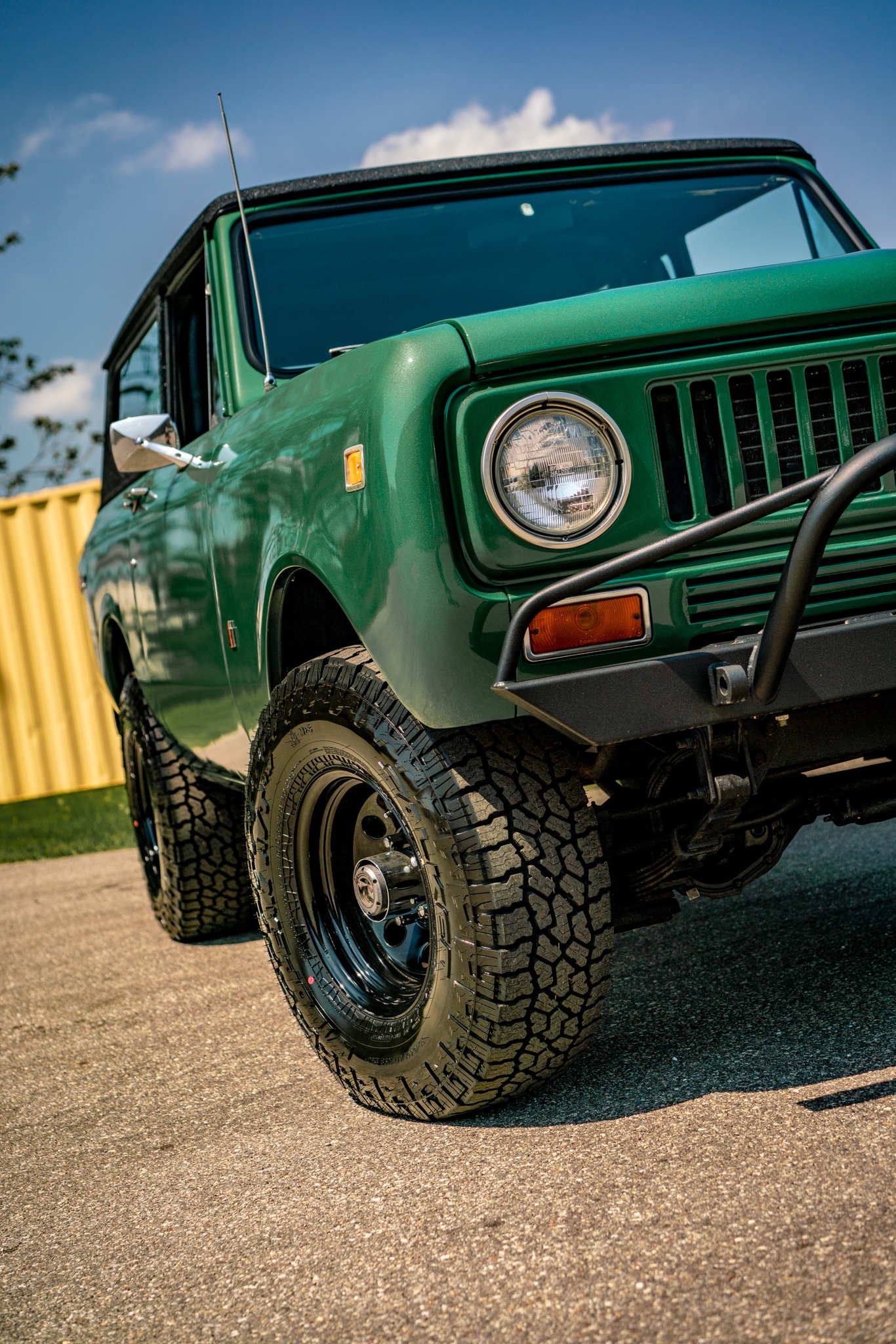 Unknown-Scout-1975-Green-Black-15