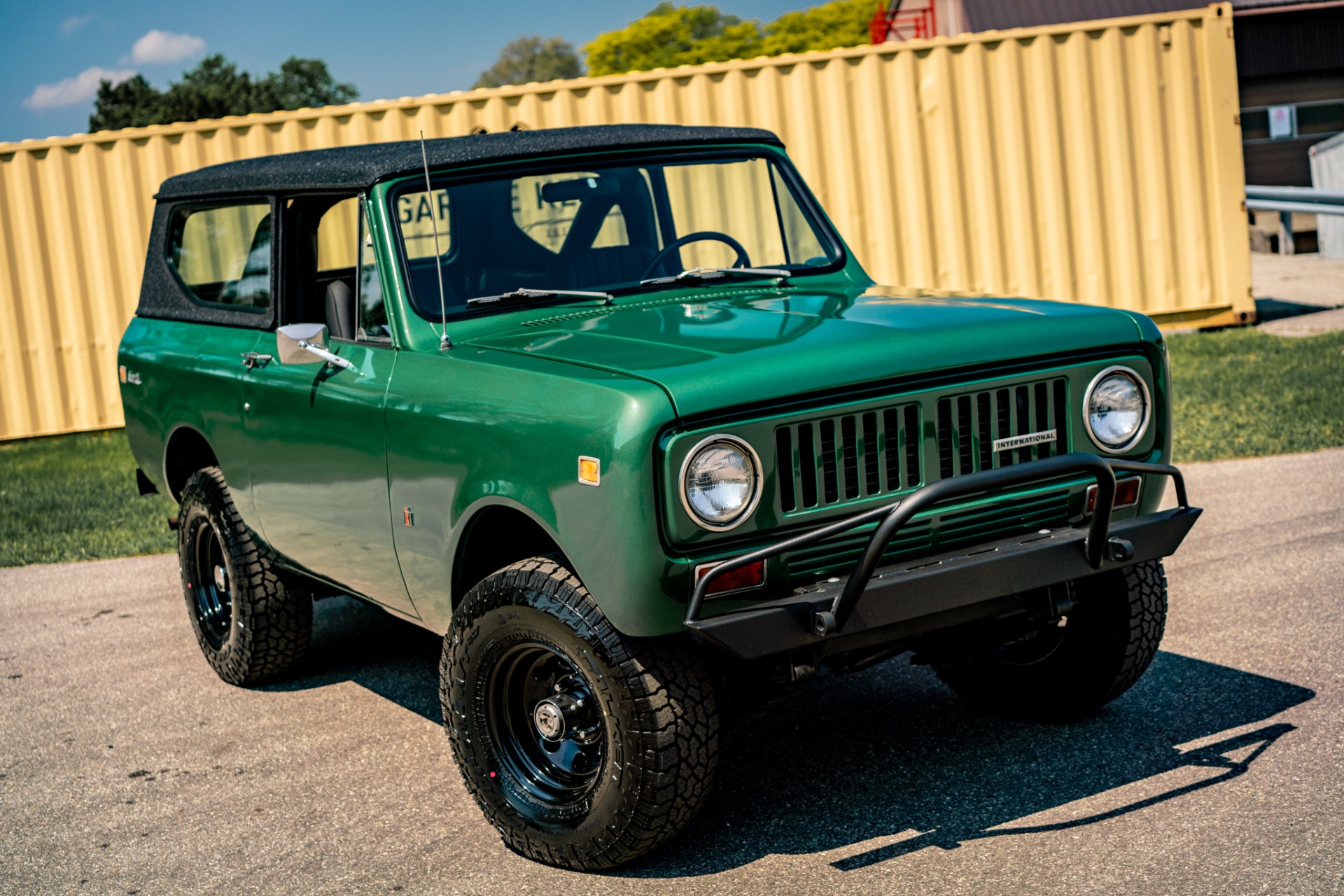Unknown-Scout-1975-Green-Black-16