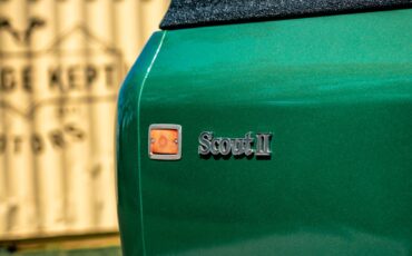 Unknown-Scout-1975-Green-Black-17