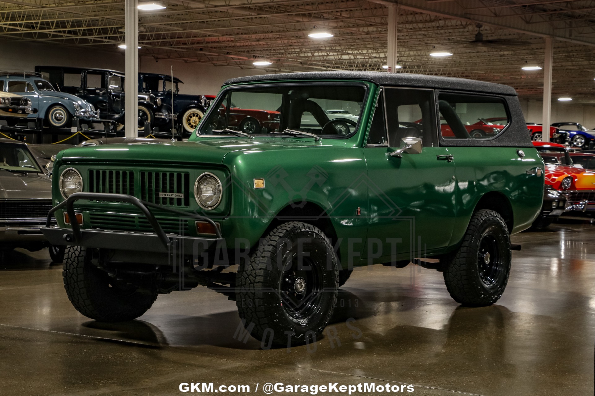 Unknown-Scout-1975-Green-Black-26