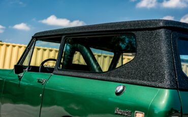 Unknown-Scout-1975-Green-Black-34