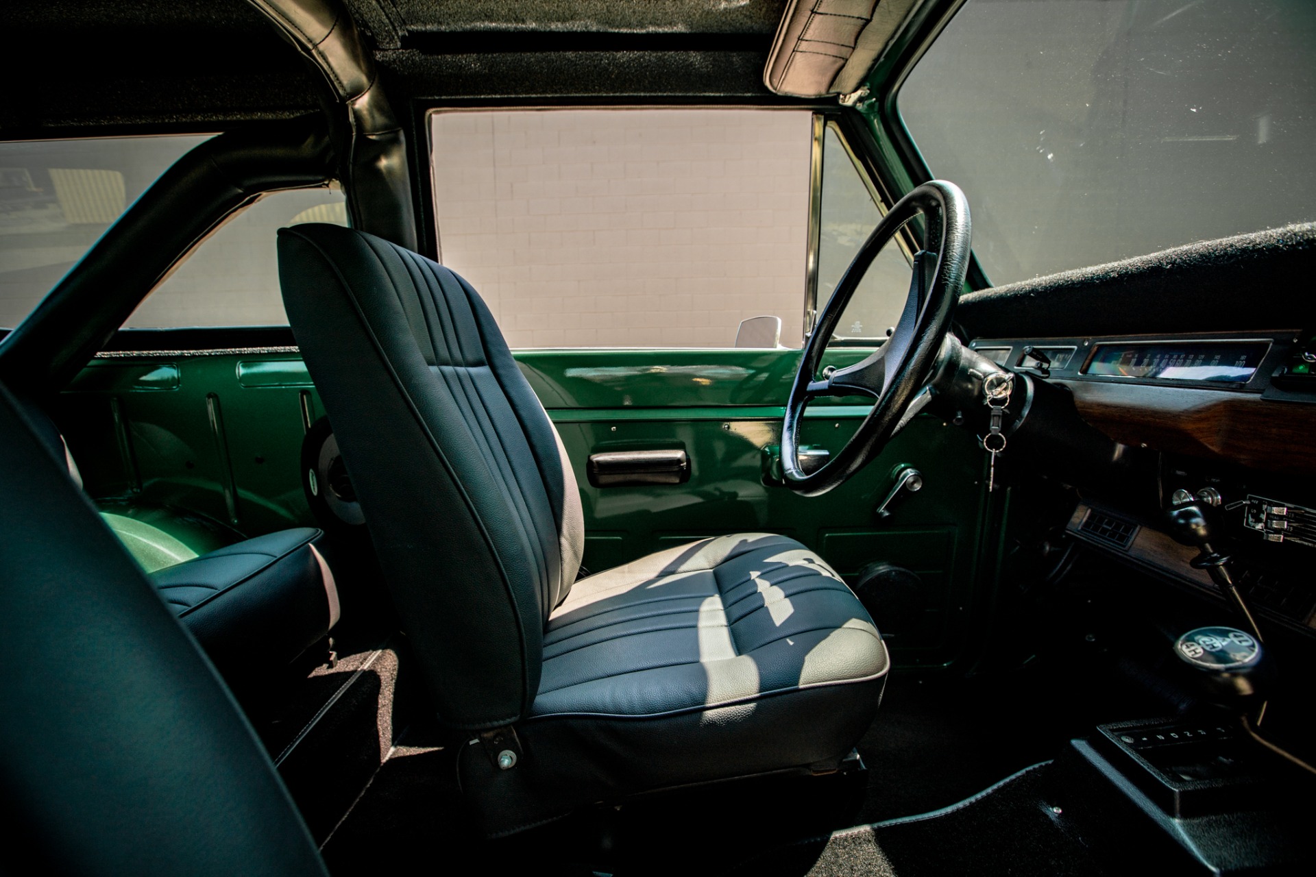 Unknown-Scout-1975-Green-Black-46
