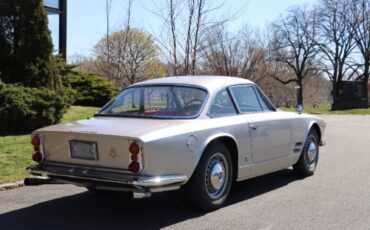 Unknown-Sebring-1963-silver-Red-4