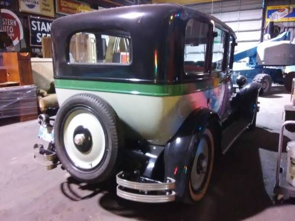 Unknown-Sedan-1927-1