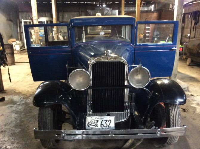 Unknown-Sedan-1927-Blue-1