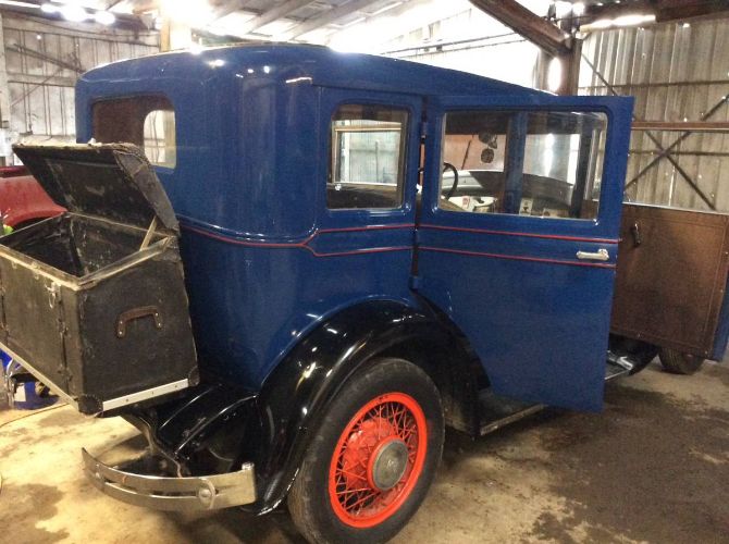 Unknown-Sedan-1927-Blue-4
