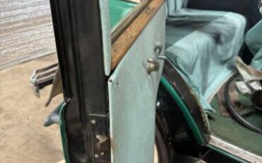 Unknown-Sedan-1928-Green-2