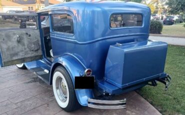 Unknown-Sedan-1929