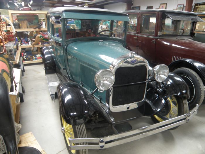Unknown-Sedan-1929