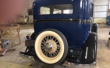 Unknown-Sedan-1931-Blue-2