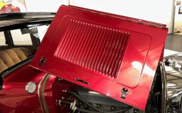 Unknown-Sedan-1931-Burgundy-Black-Tan-37