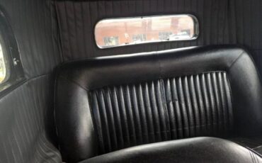 Unknown-Sedan-1932-Black-Black-11
