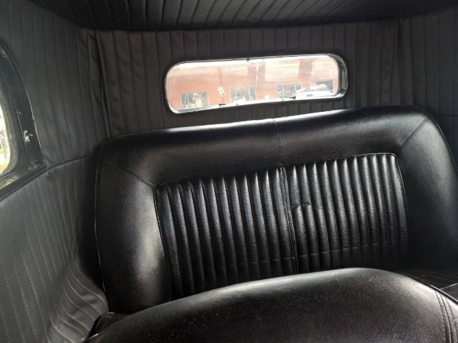 Unknown-Sedan-1932-Black-Black-11