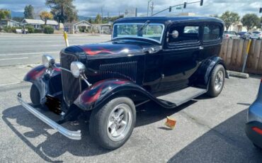 Unknown-Sedan-1932-Black-Black-4