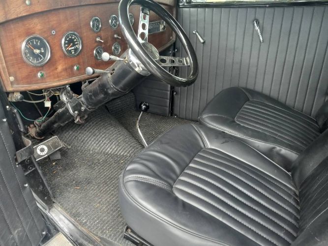 Unknown-Sedan-1932-Black-Black-8