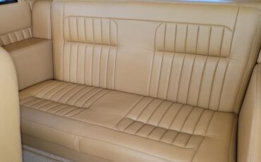 Unknown-Sedan-1932-Black-Tan-13
