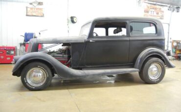 Unknown-Sedan-1933-Black-2