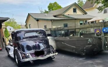 Unknown-Sedan-1933-Black-Emithy-Purple-1