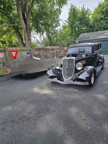 Unknown-Sedan-1933-Black-Emithy-Purple-2