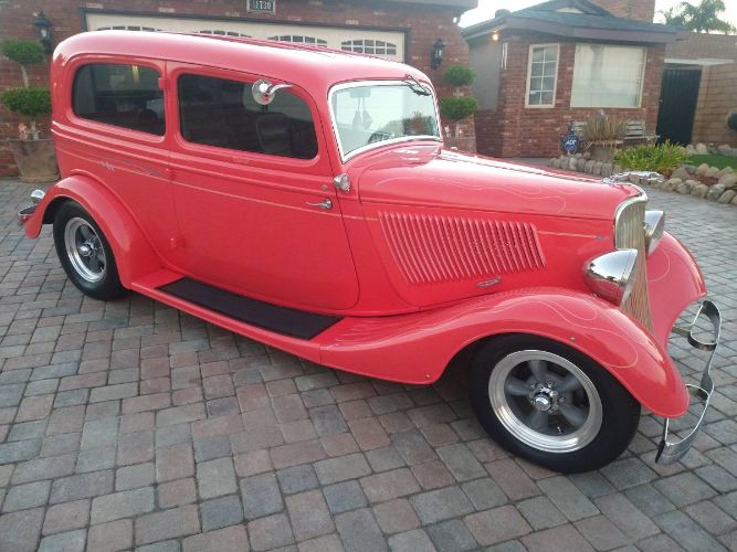 Unknown-Sedan-1933-Custom-Orange-Coral-20